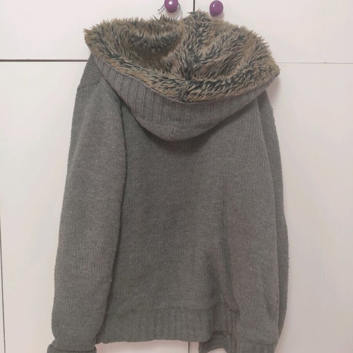 Pull & Bear knitted men's cardigan XL used with fur and hood, grey