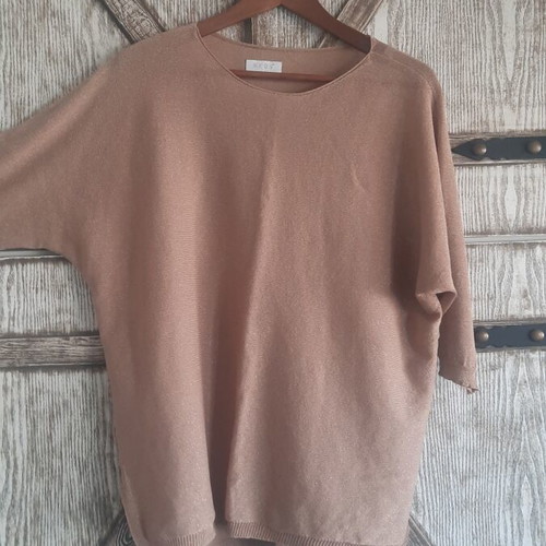 Gold Beige Sweater like new, sizes L and XL