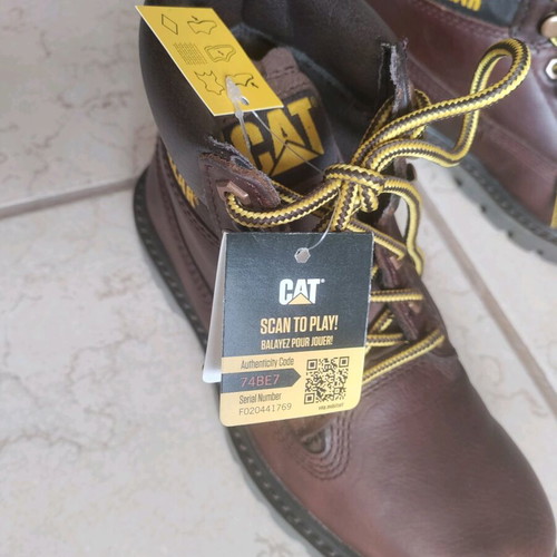 Caterpillar leather boots new, size 37
