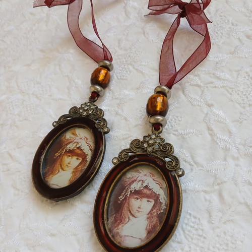 Set of vintage miniature enamel frames with beads and crystals