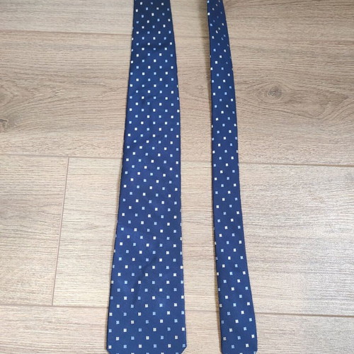Zara silk tie like new, 100% silk