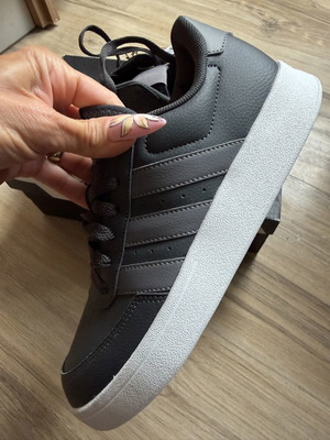 Adidas Breaknet 2.0 sneakers new, black and gray