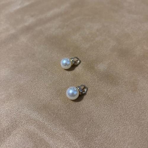 Pendant jewelry like new, pack