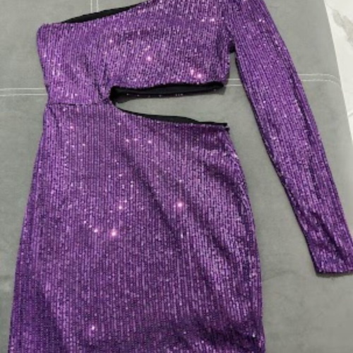 Purple one-shoulder dress like new, one size