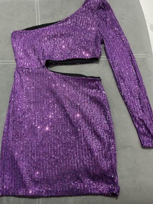 Purple one-shoulder dress like new, one size