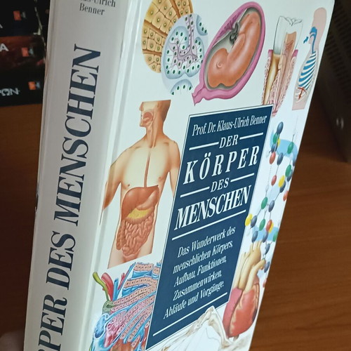 Der Körper des Menschen book like new, German anatomy guide