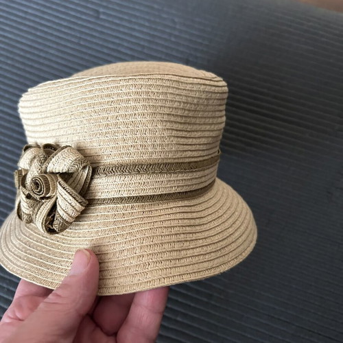 Summer hat Relativity beige, like new, size 57