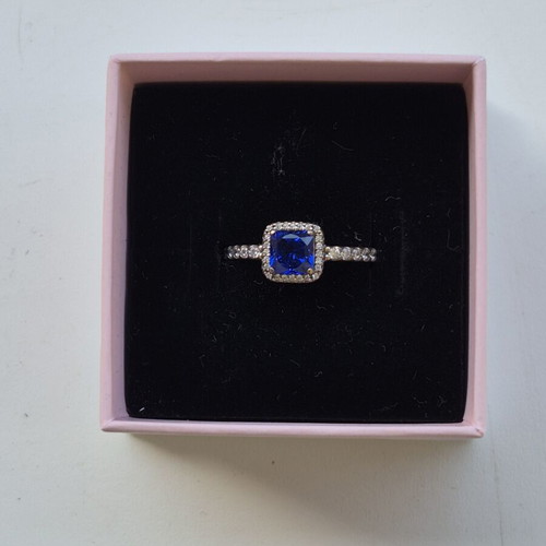 Pandora ring with blue stone size 56, silver s925, new