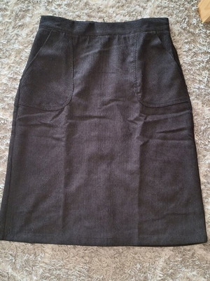 Shein black skirt new, size 40-42