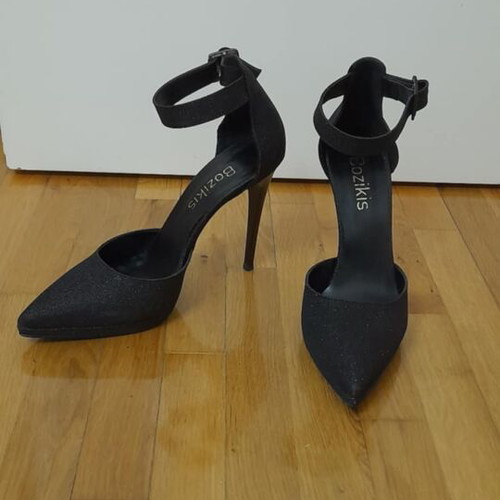 Bozikis black heels with glossy details like new