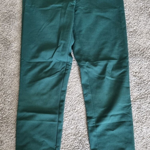 Moutaki pants size M used, excellent fit, green color