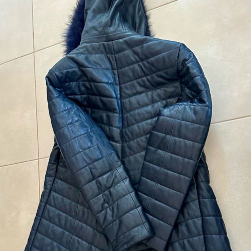 Leather 100% coat with hood like new, blue
