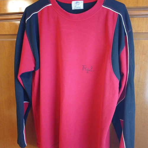 Seasonal sweatshirt used, in very good condition