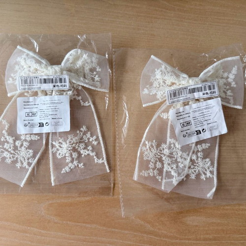 Lace bow hair clips Bride 2 pcs new for flower girls