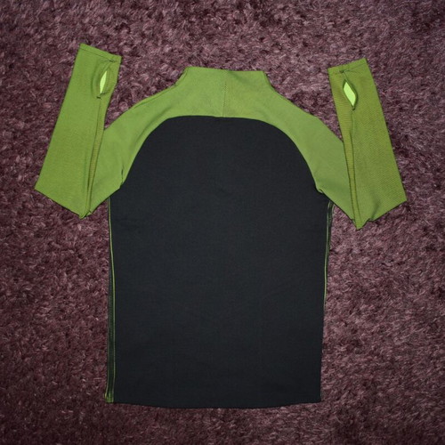Nike Training Shirt Midlayer Aeroswift Drill Strike like new, size M, black and green