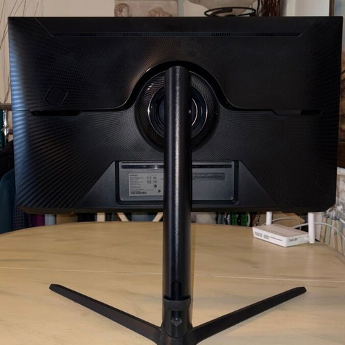 Samsung Odyssey G7 28" IPS HDR Smart Gaming Monitor 4K 144Hz like new
