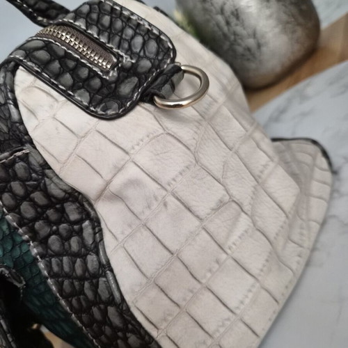 Guess Vintage Y2K Large Handbag McBling Style