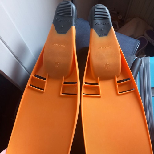 Children's swim fins like new, size 33/34, orange-gray, Majorca
