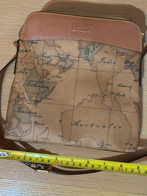 Alviero Martini 1a Classe crossbody bag brown like new