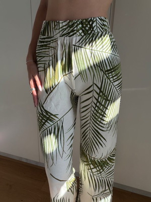 Loose fabric pants with pattern H&M like new, size S