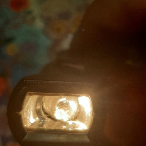 Small bag flashlight used 10x7 cm, suitable for reading