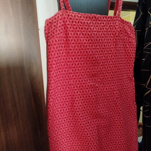Fiorel dress like new, coral color, knee length with belt flower