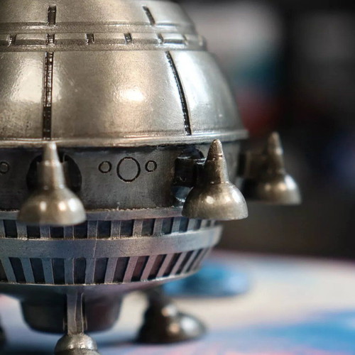 ET Collectible Metal Spaceship new in box