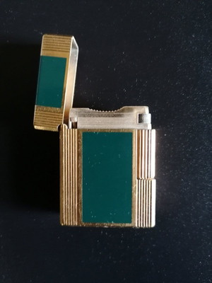S.T. Dupont de Paris lighter used with dark green coating