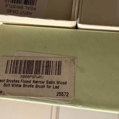 Kent Finest hairbrush new with natural bristles in satin gift box