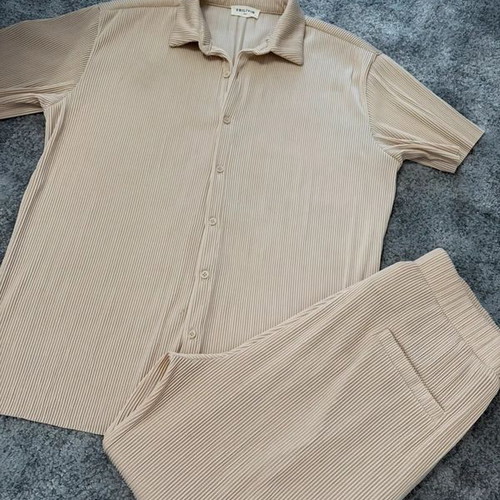Frilivin beige shirt and pants set, size L