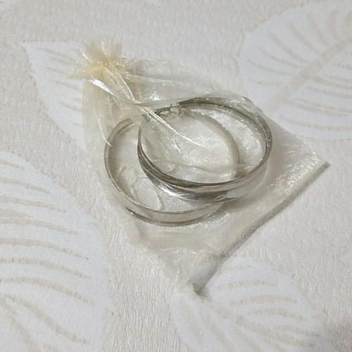 Large hoop earrings silver like new