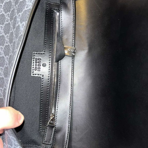 Gucci GG Messenger Bag medium σε μαύρο, σαν καινούργιο