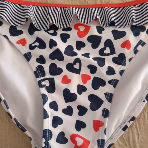 Energiers Bikini size 16 like new, multicolor