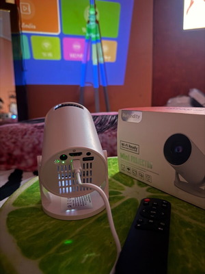 Mini WiFi Projector Rotundity φορητός προτζέκτορας LED καινούργιο