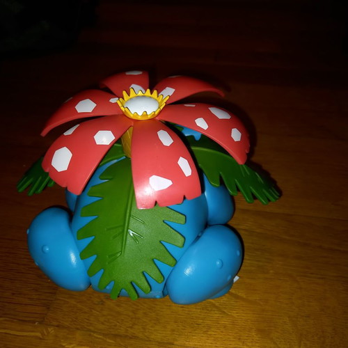 Pokemon Venusaur figure 17 cm length and 12 cm height like new