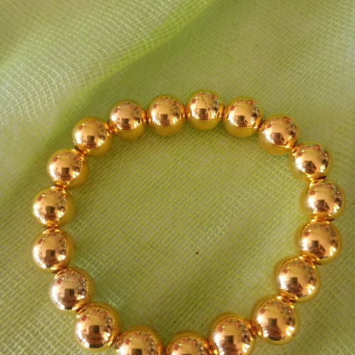 Gold bracelet