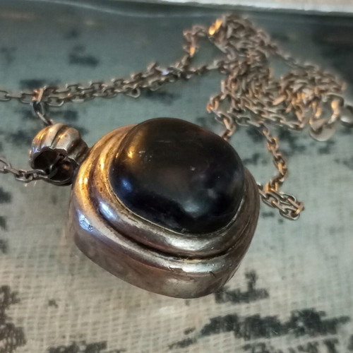 Silver necklace 925 with abalone semi-precious stone like new, handmade