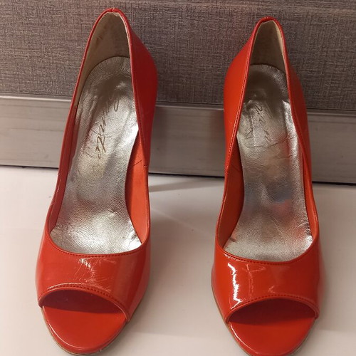Sante shoes red pumps size 36 used