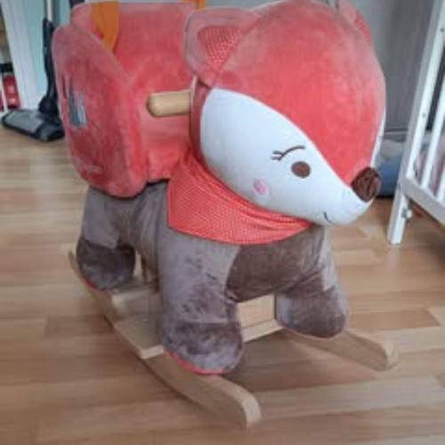 Rocking fox like new, suitable for children up to 1.5 years old