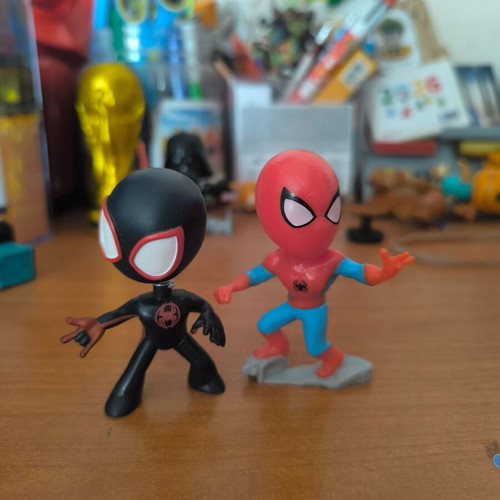 Spiderman and Spin figures used, set of 2, about 10 cm