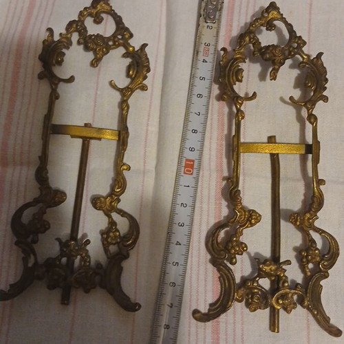 Miniature brass easels, pair, 17x7 cm