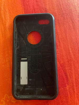 Spigen iPhone 7/8 case used with transparent gift case