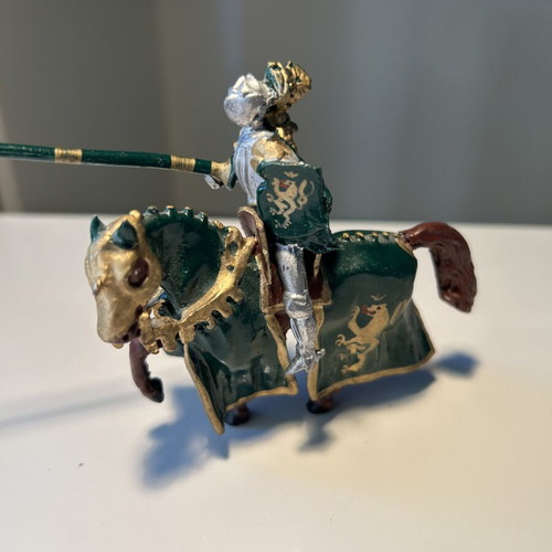 Four lead knights used, one shield detached