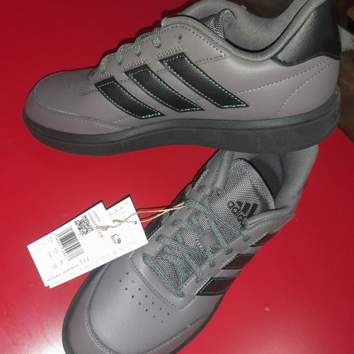 Adidas Courtblock shoes new, size 40, black and grey