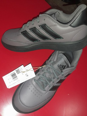 Adidas Courtblock shoes new, size 40, black and grey