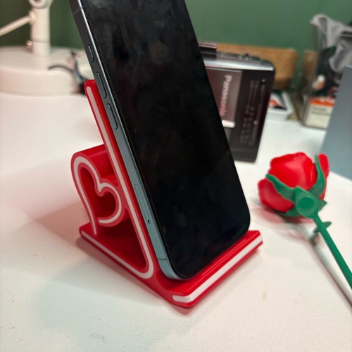 3D Printed Red Mobile Phone Stand New With Heart Design