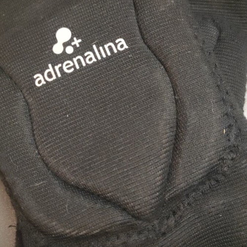 Adrenalina Knee Pads like new, size Medium, for sports
