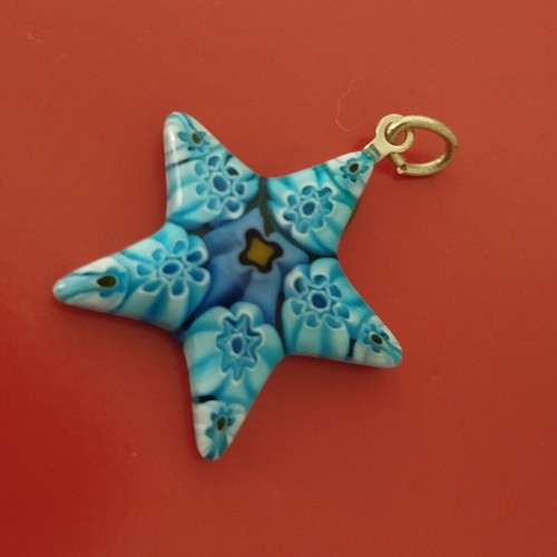 Starfish Murano pendant like new, Millefiori glass