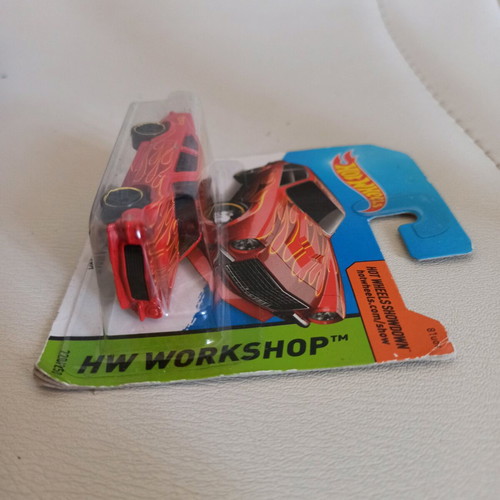 Hot Wheels 2014 HW Workshop Custom V-8 Vega new sealed