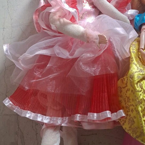 Dolls pack of 2 in good condition